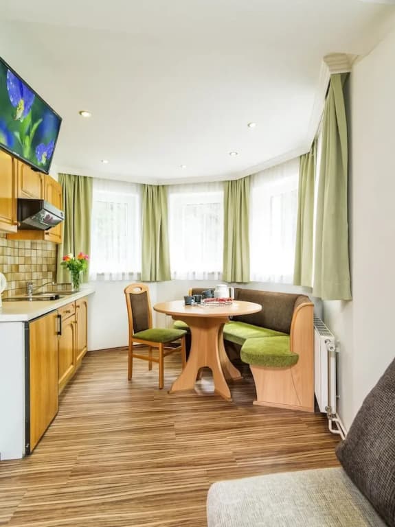 1 Bedroom Family Apartment
