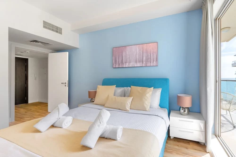 Luxury Apartment