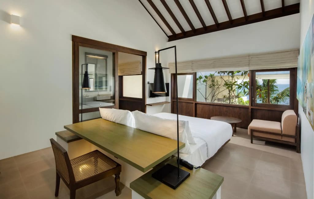 Deluxe Double room with sea view full double bed