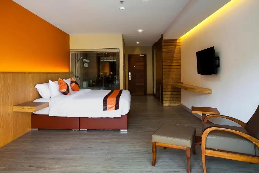 Deluxe Double room with mountain view full double bed