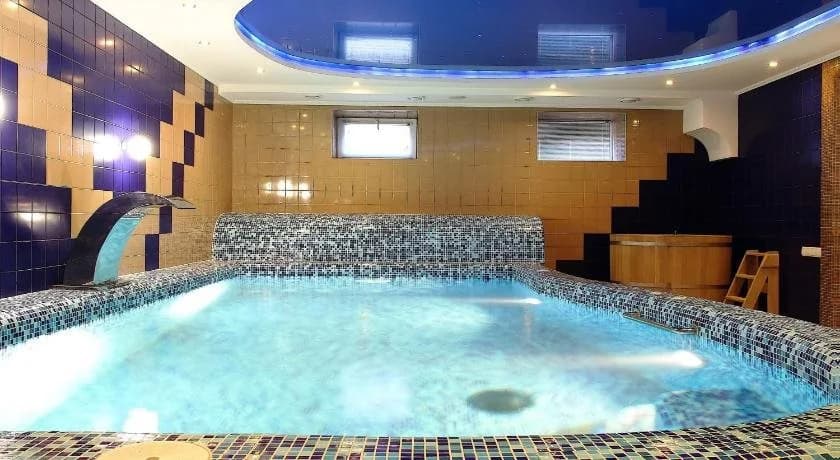 Hotel photo 12
