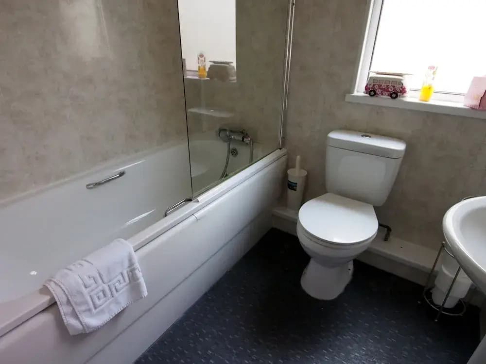 Comfort room