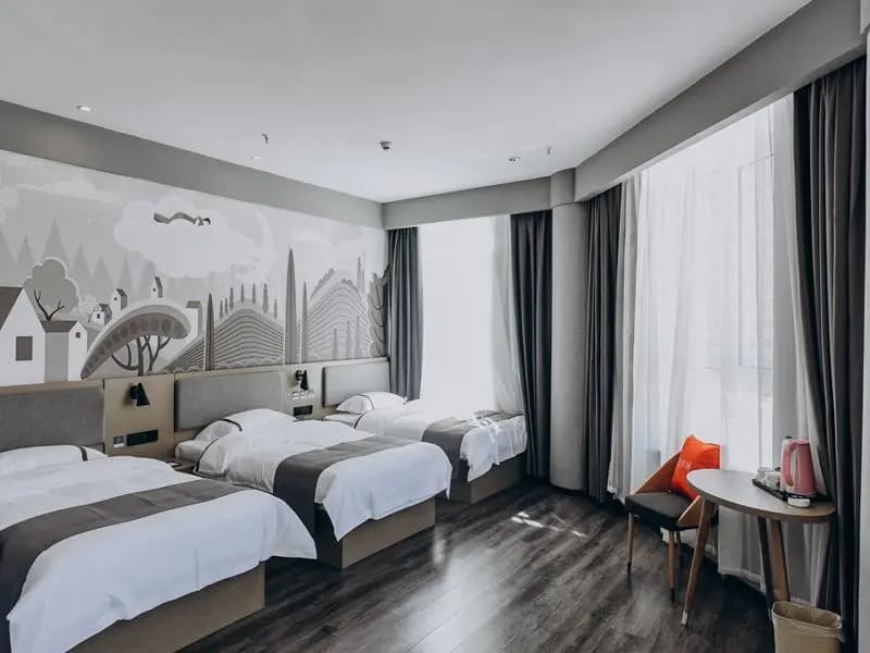 Hotel photo 1