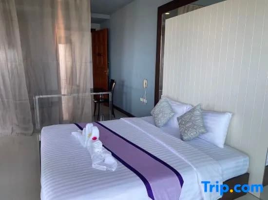 Deluxe room with sea view