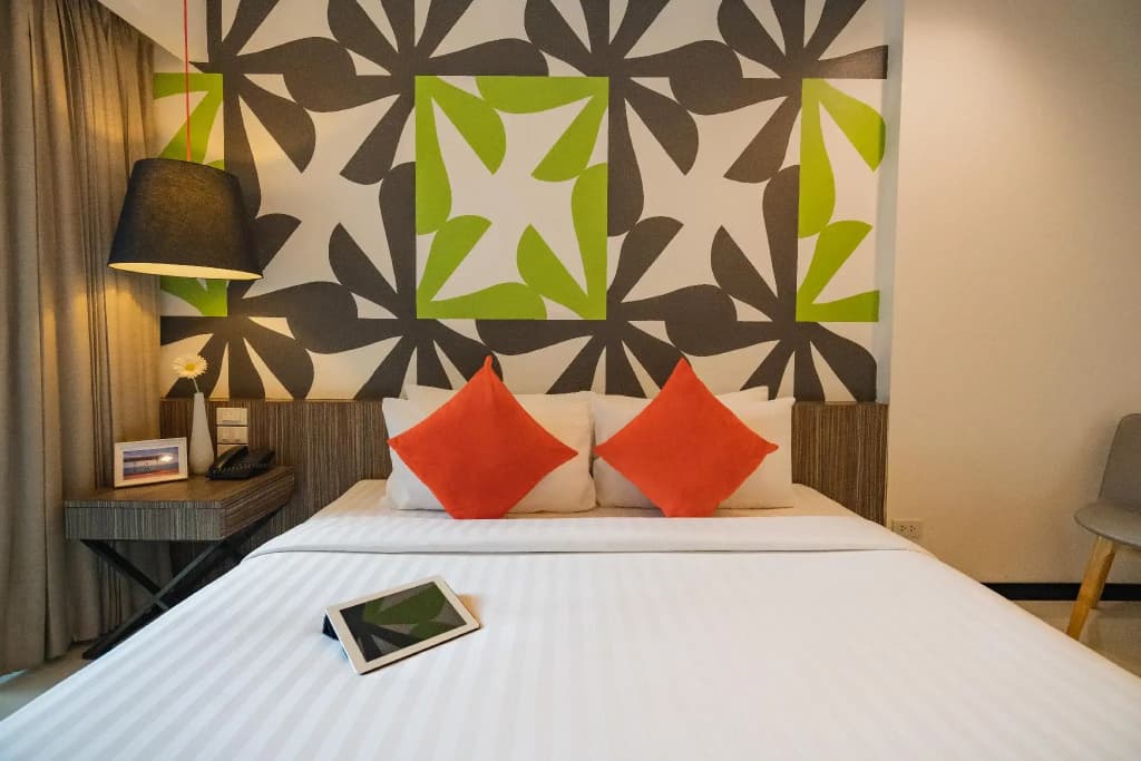 1 Bedroom Suite