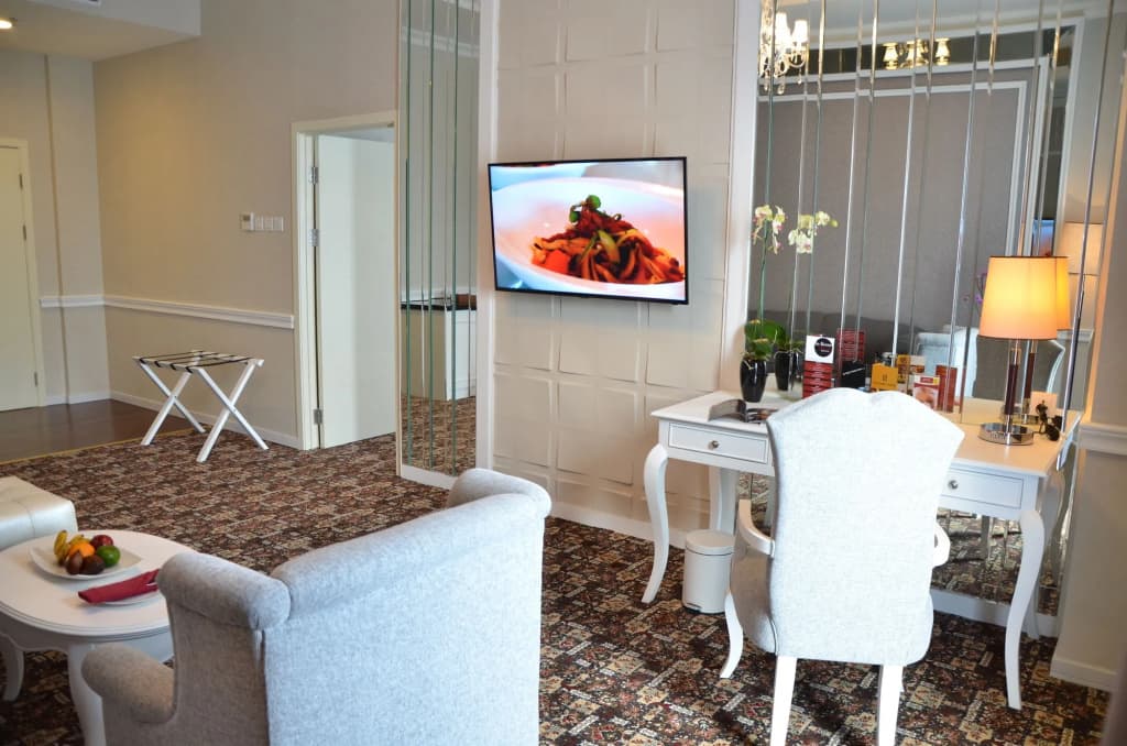 Hotel photo 12