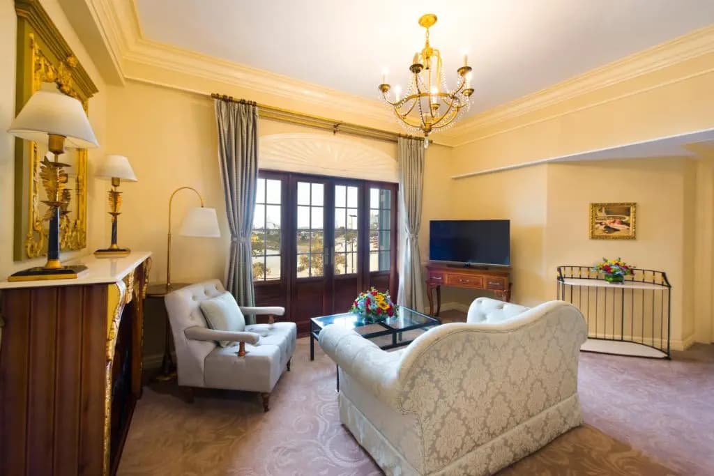 Double Suite with balcony and with city view twin beds