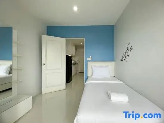 Standard Double Family room twin beds