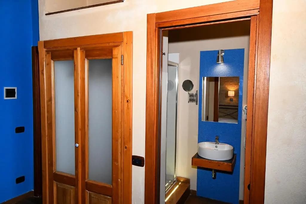 Standard Double room with balcony full double bed