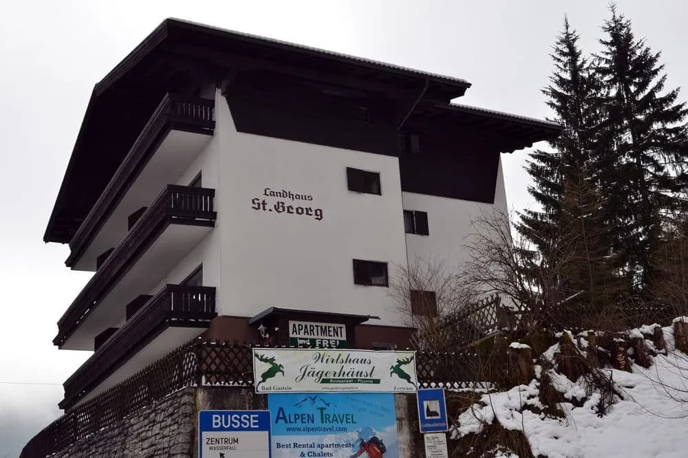 Hotel photo 1