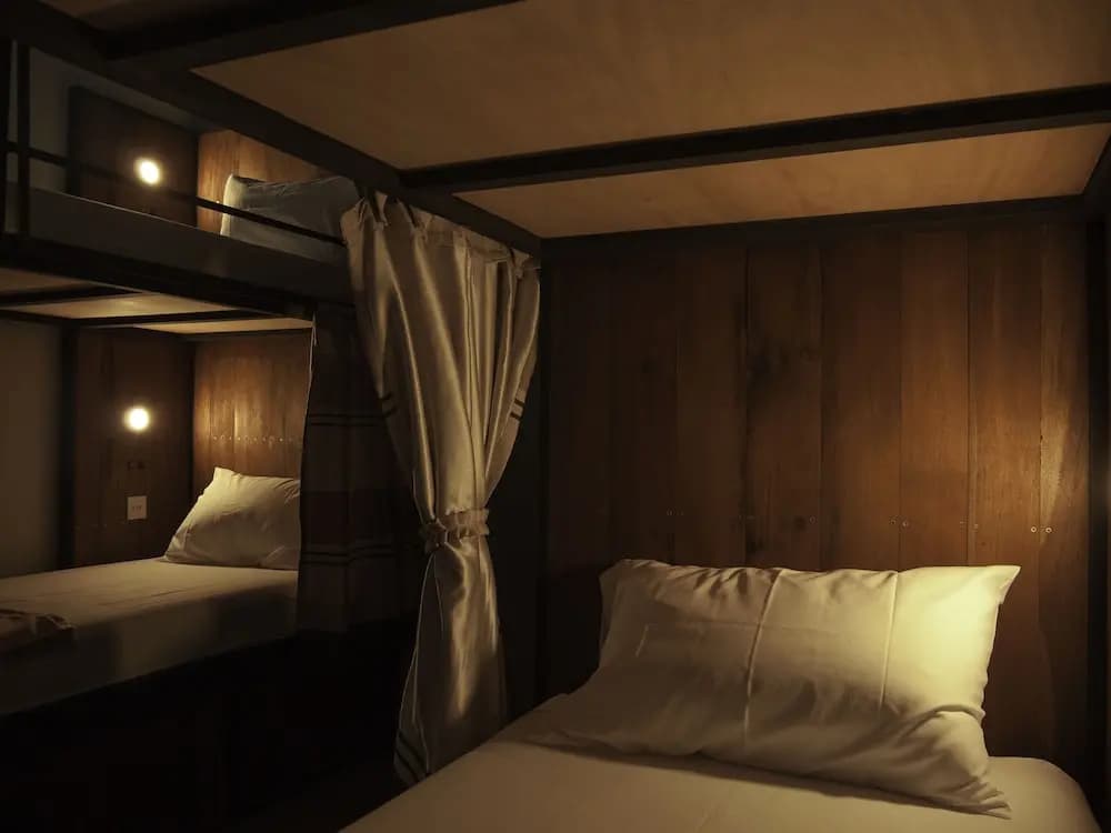Bed in Dorm with balcony