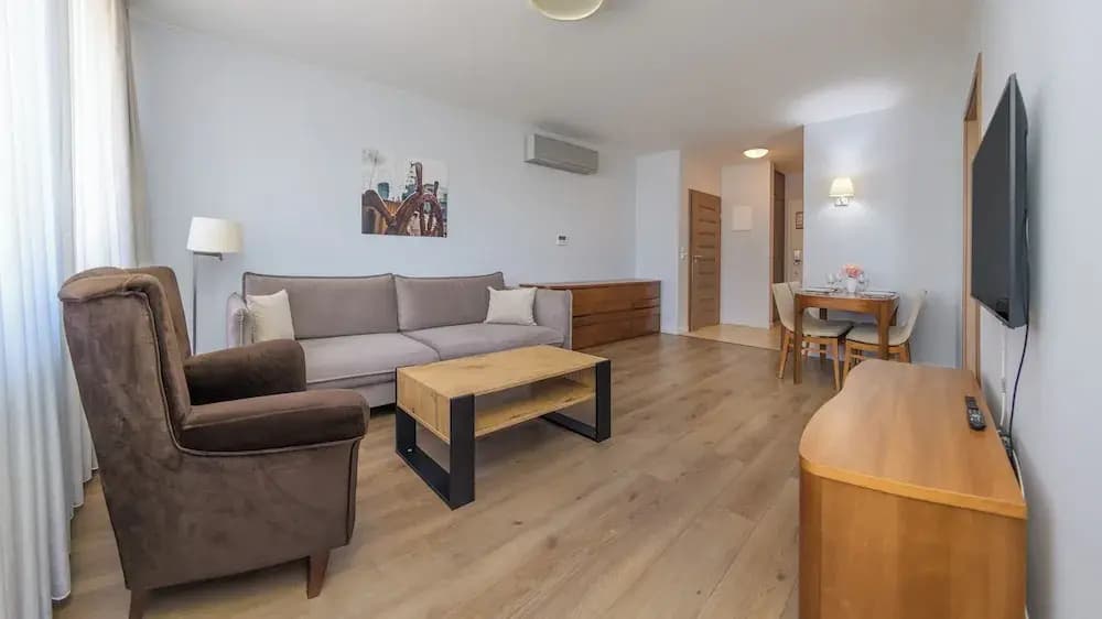 Apartment with balcony