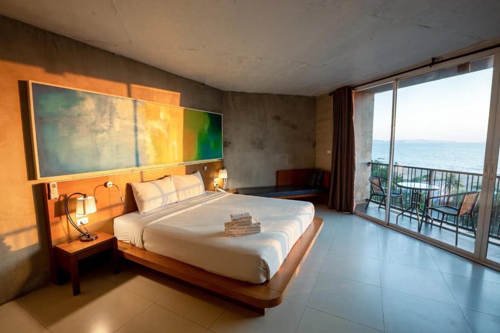 Luxury room with sea view