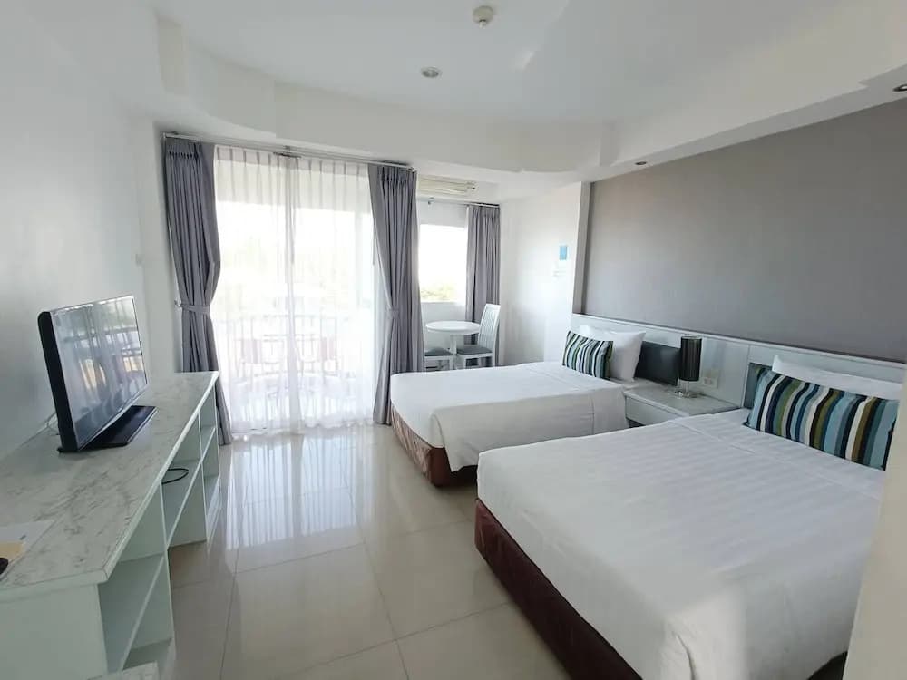 Standard Double room with sea view twin beds