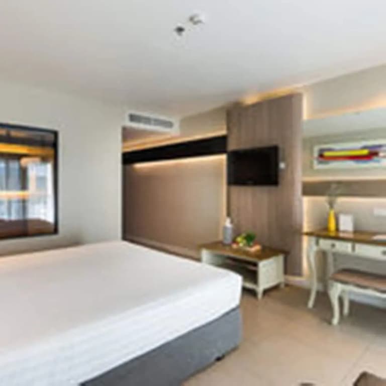 Deluxe room with balcony