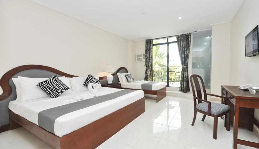 Hotel photo 2