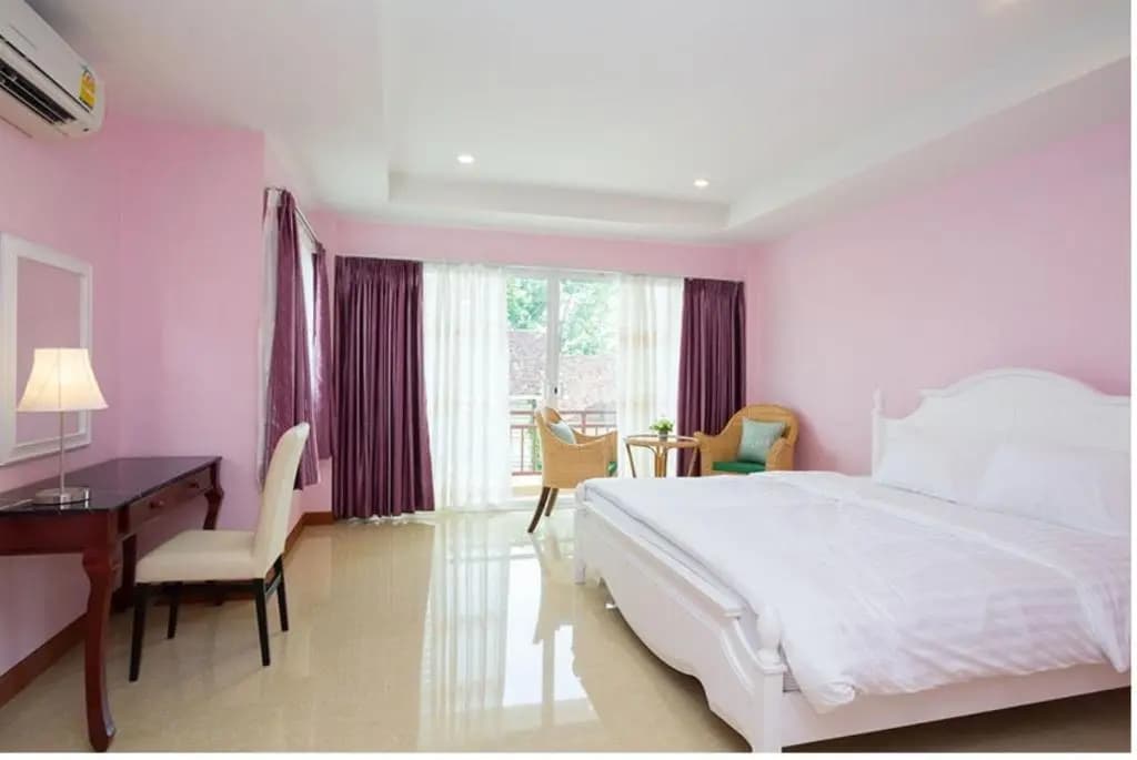 Deluxe Double room full double bed