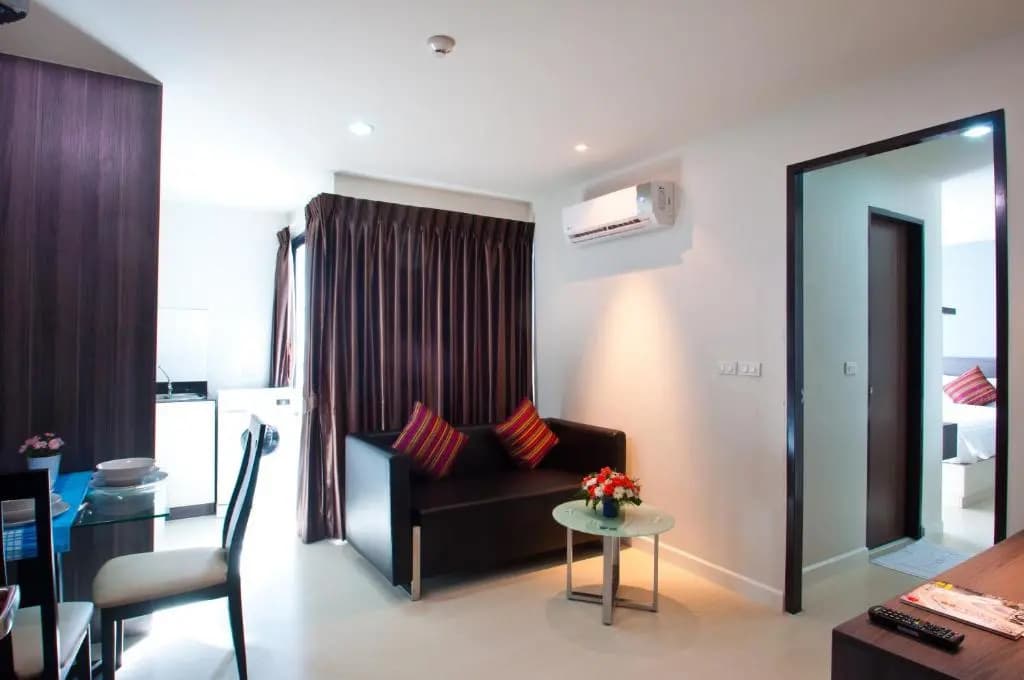 Deluxe Apartment