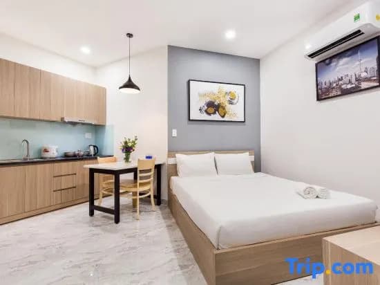 Double Suite full double bed