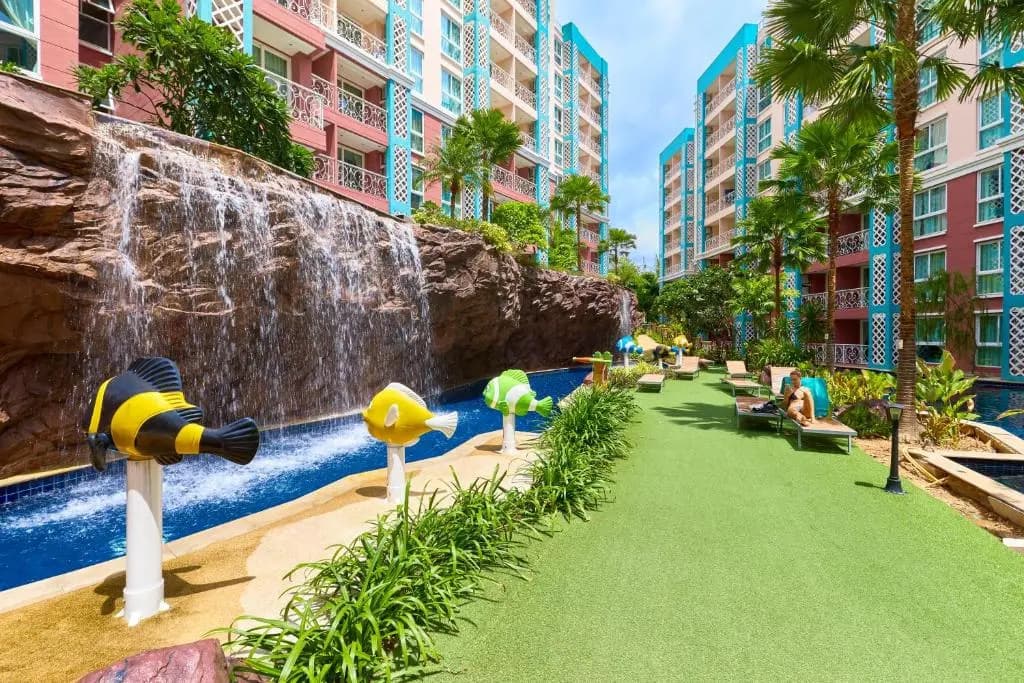 Apartment with sea view