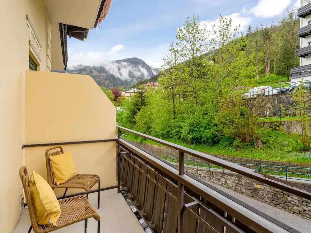 Standard Double room with balcony twin beds