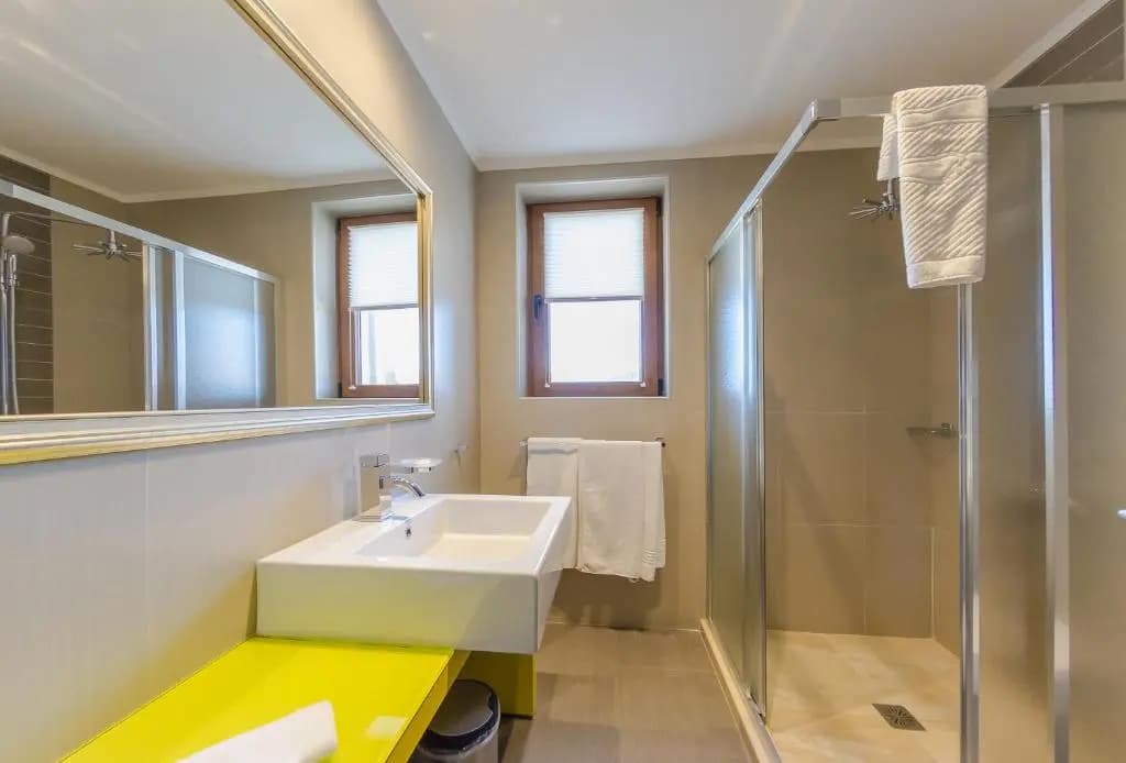 Standard Double room full double bed