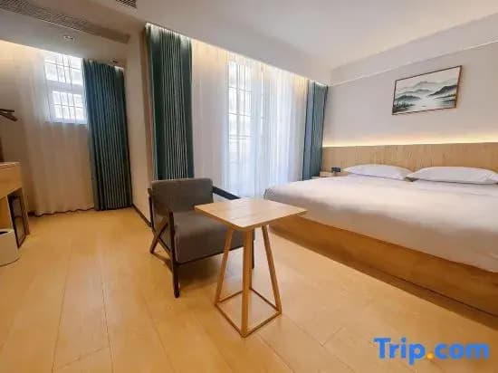 Standard Double room with garden view full double bed