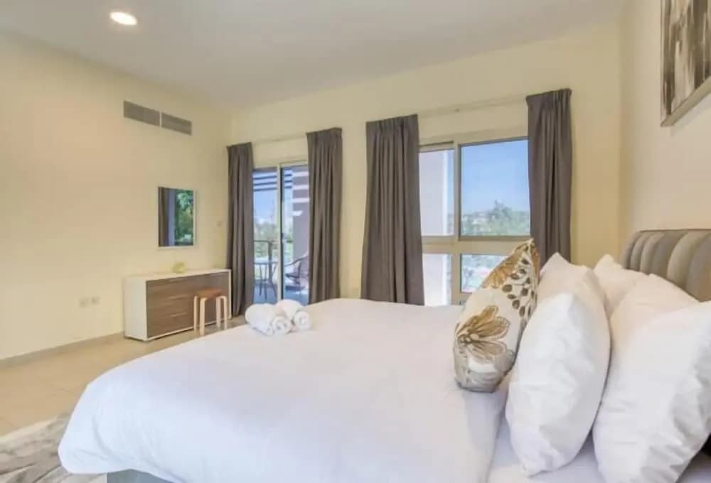 3 Bedrooms Villa with balcony