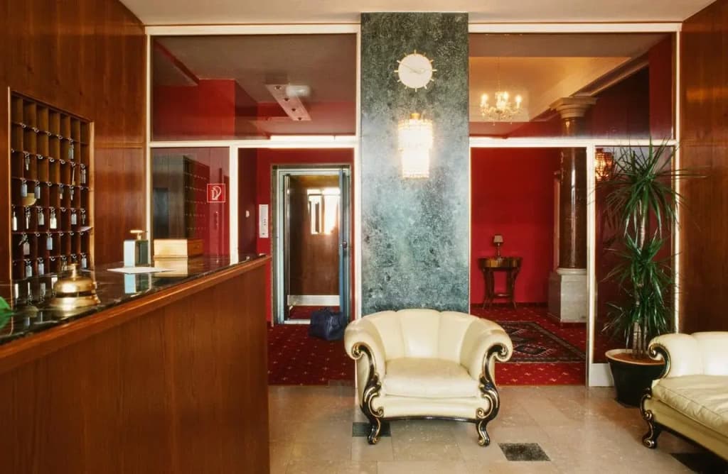 Hotel photo 2