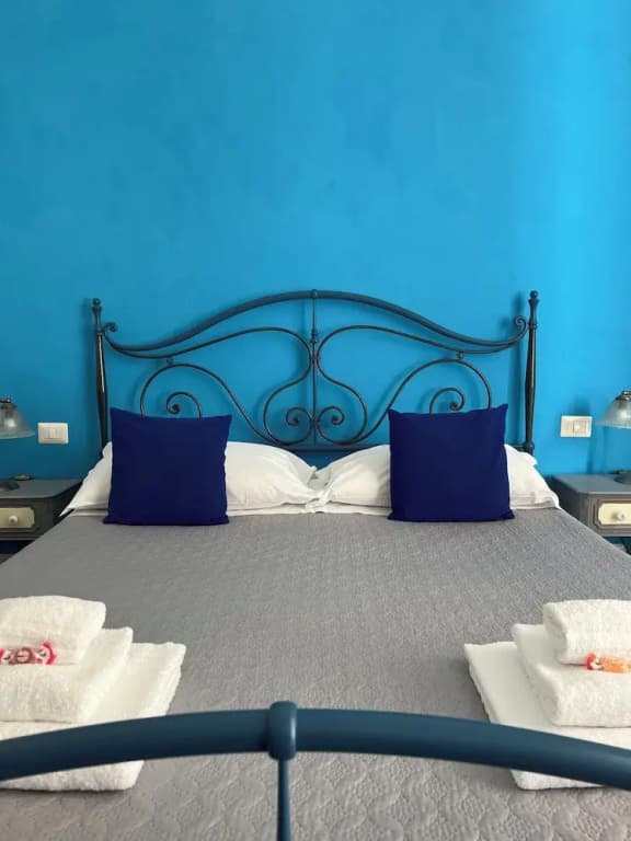Standard Double room with balcony and with city view full double bed