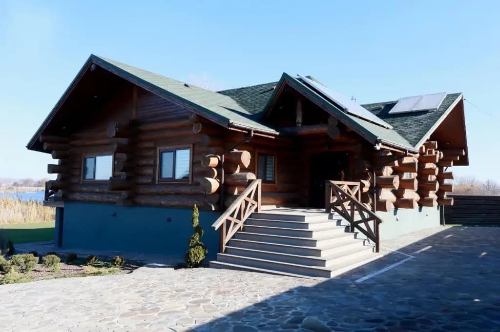 3 Bedrooms Chalet