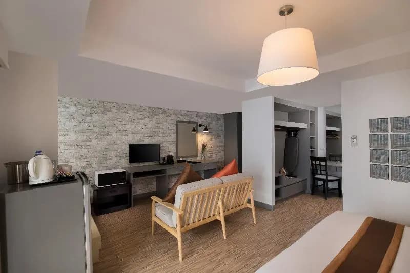 Standard Junior Suite