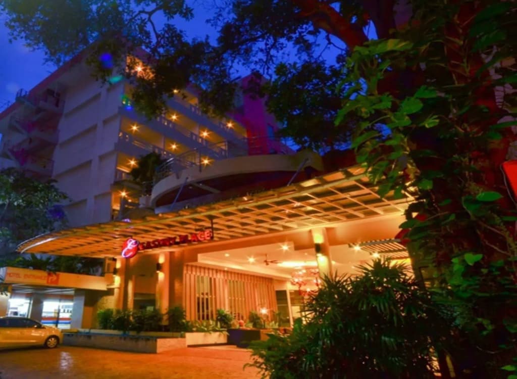 Hotel photo 1