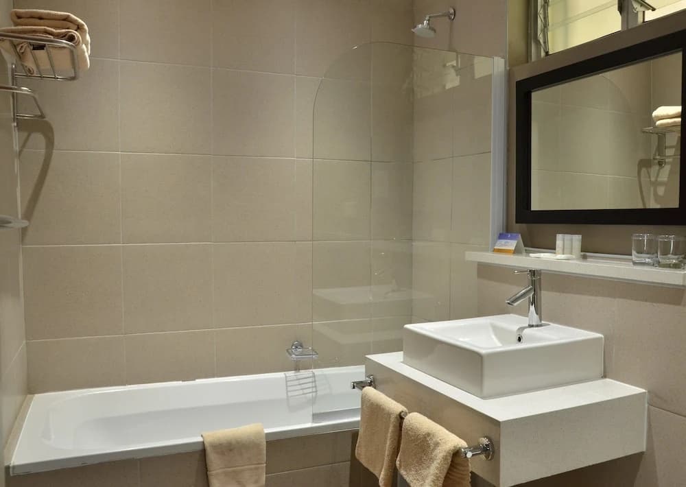 Standard Double room with garden view full double bed