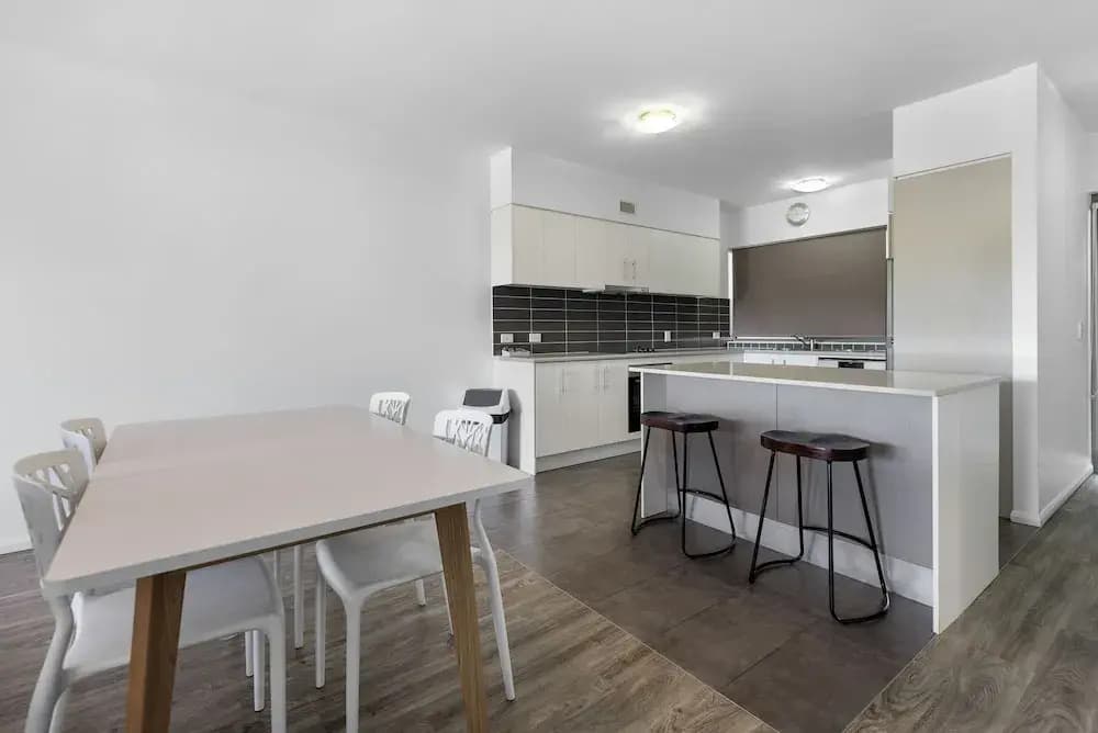 2 Bedrooms Apartment with balcony