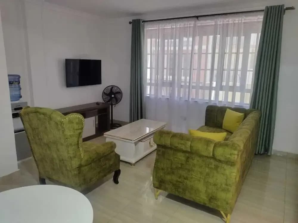 Apartment with garden view