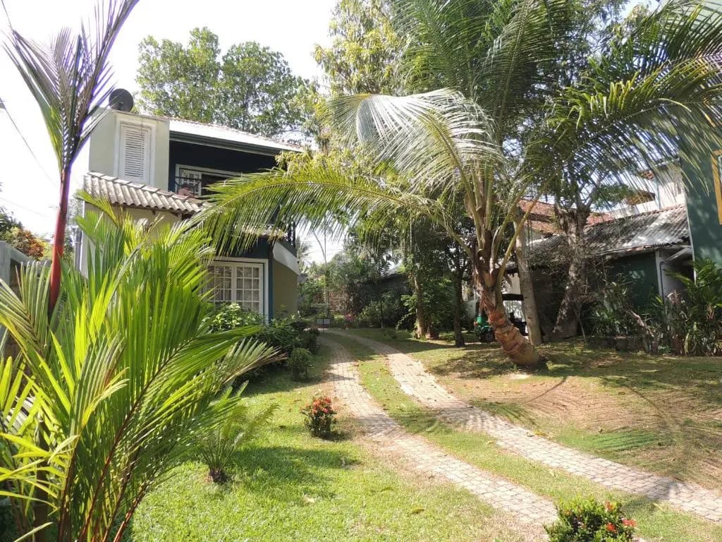 Standard Double room with garden view full double bed