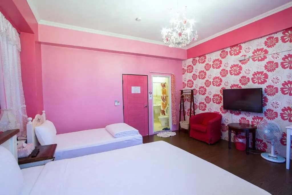 Standard Triple room with balcony