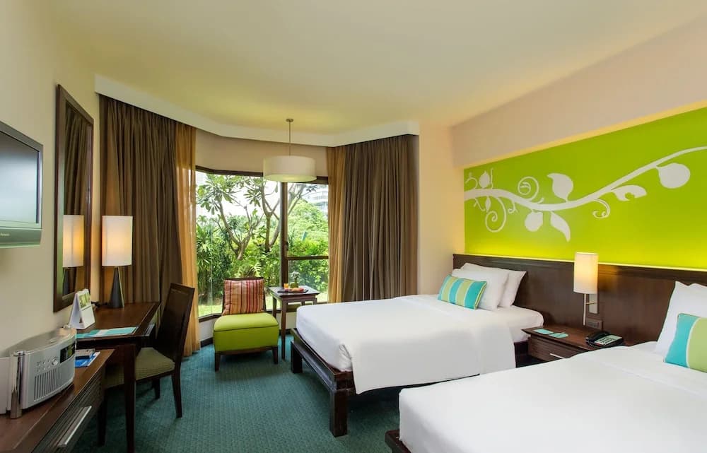 Deluxe Double room with garden view twin beds