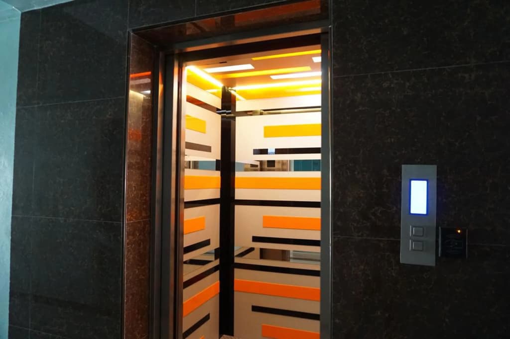 Hotel photo 12