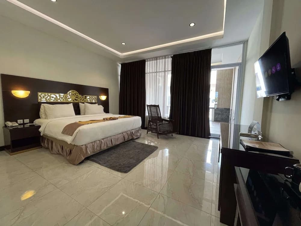 Deluxe room with balcony