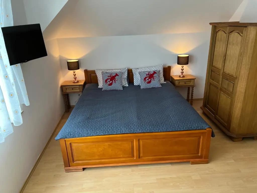 Deluxe Studio