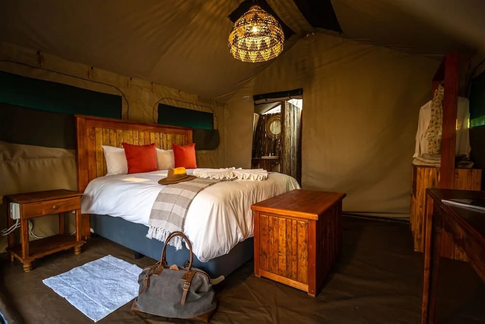 Tent full double bed