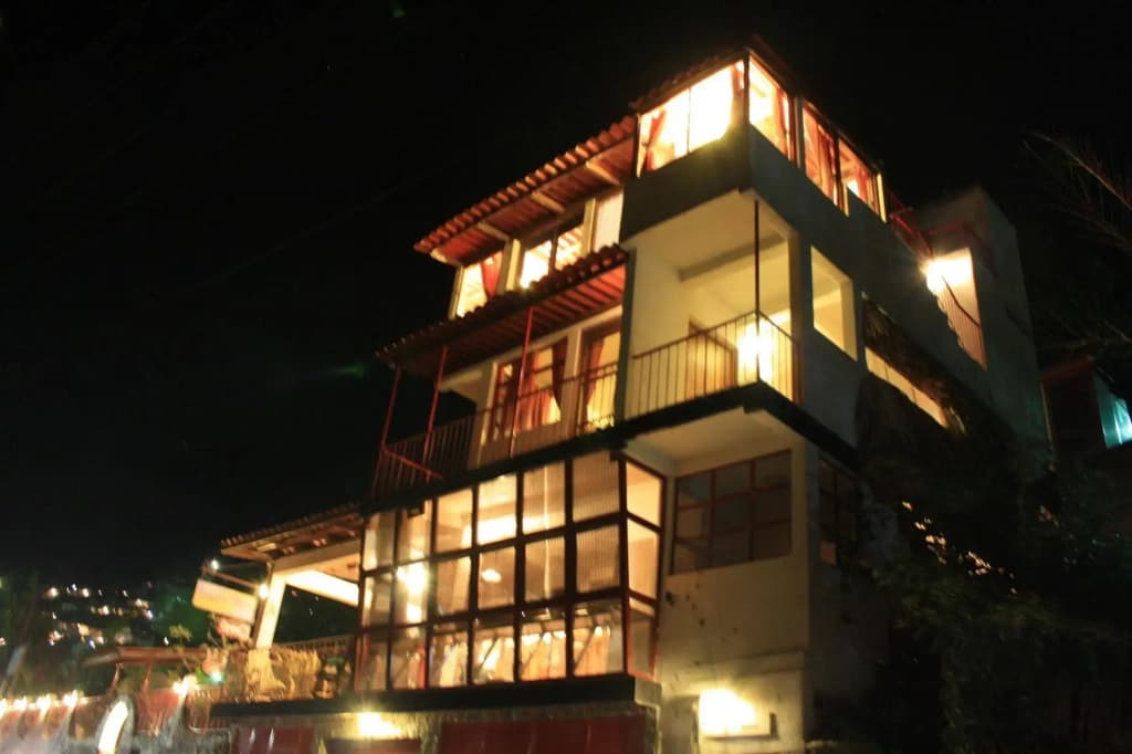 Hotel photo 1