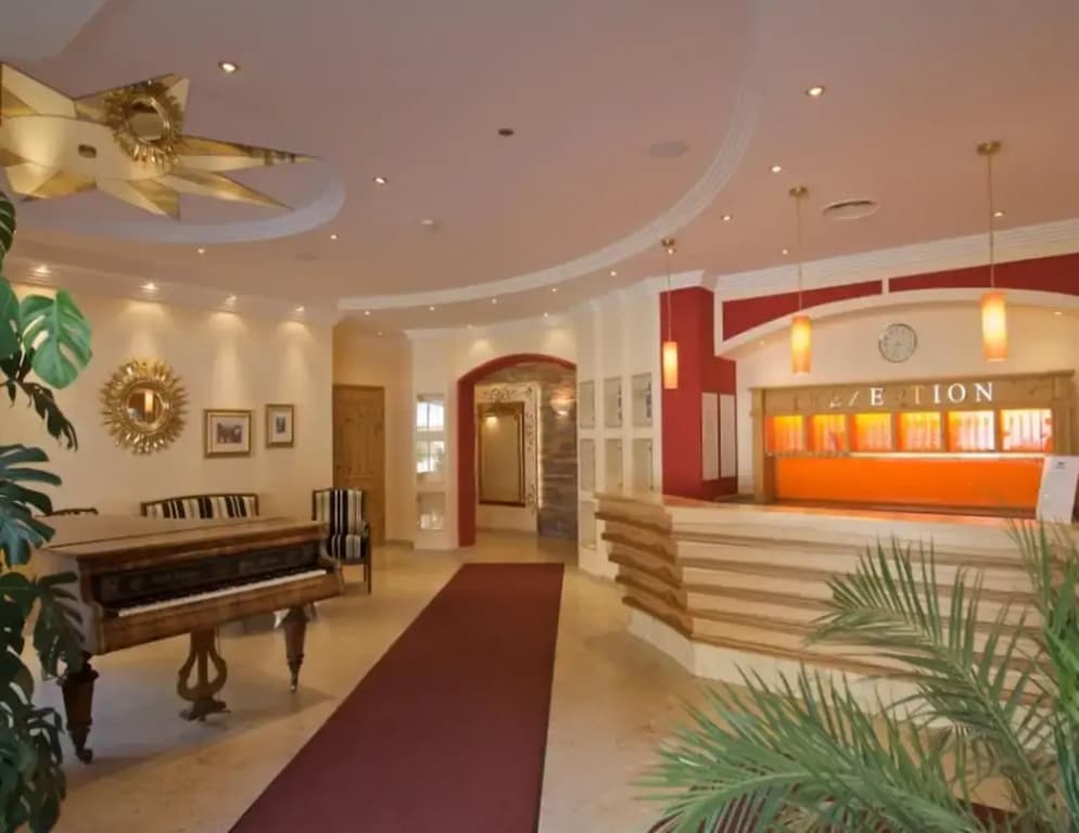 Hotel photo 2