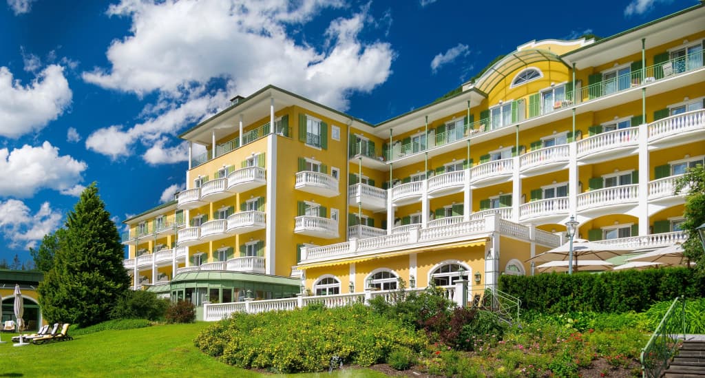 Hotel photo 1