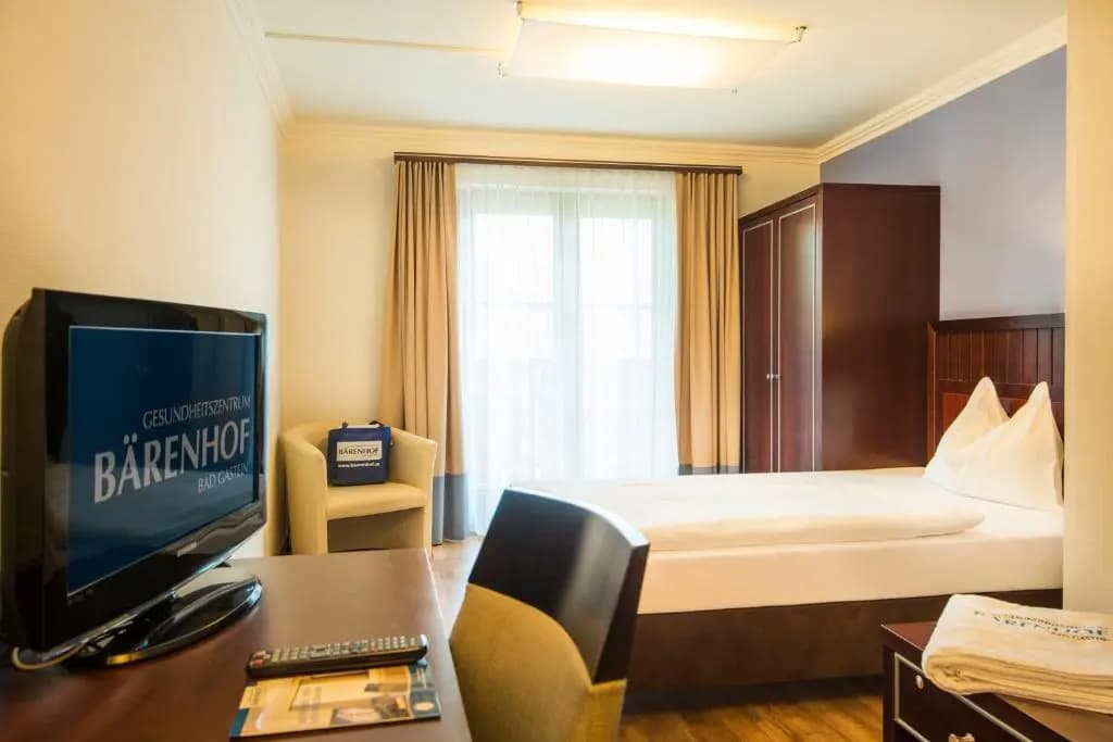 Economy room