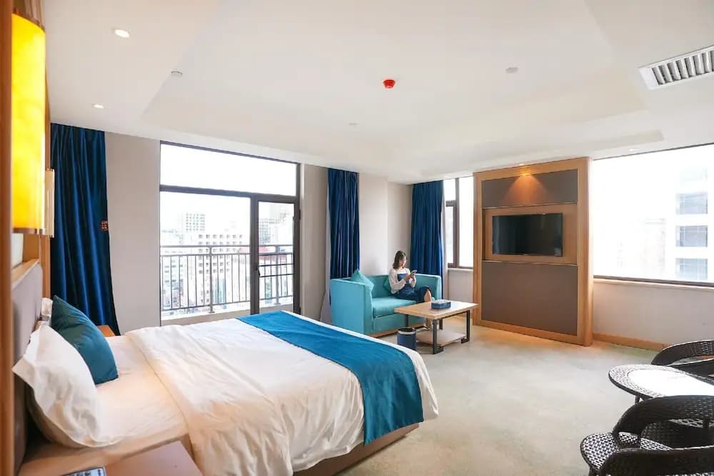 Hotel photo 13