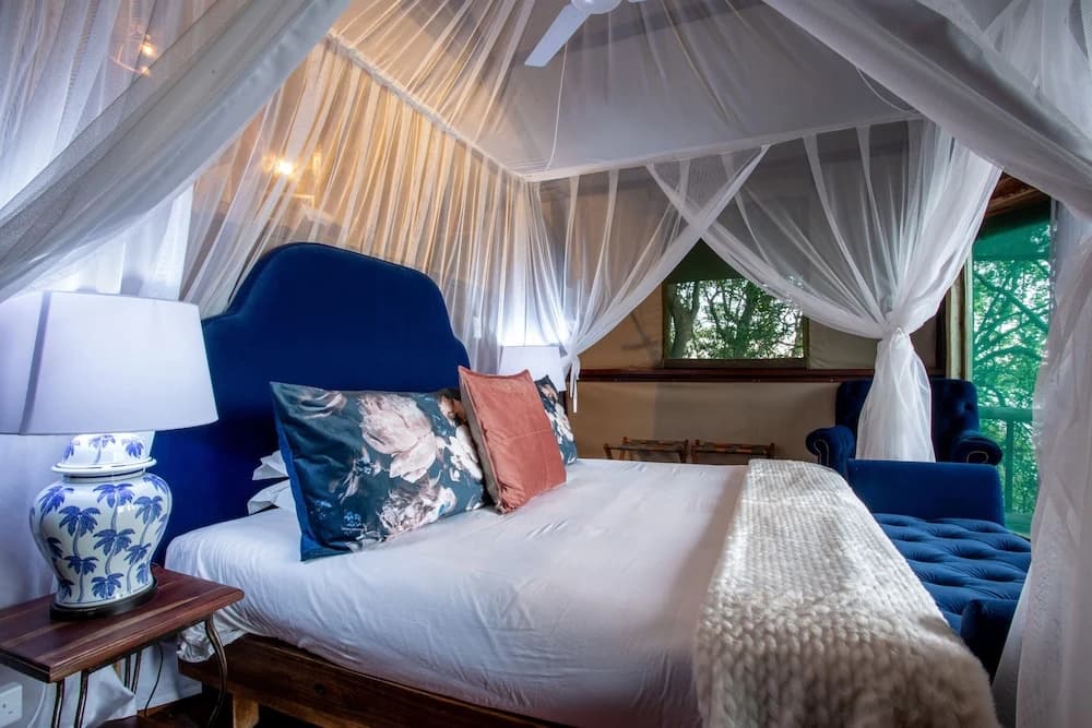 1 Bedroom Tent with river view