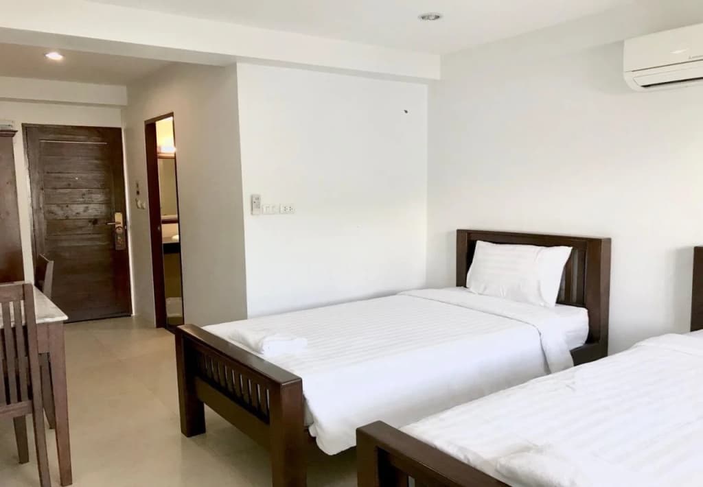 Hotel photo 12